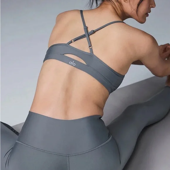 ALO Yoga High-Waist Airlift Leggings - Picture 9 of 10